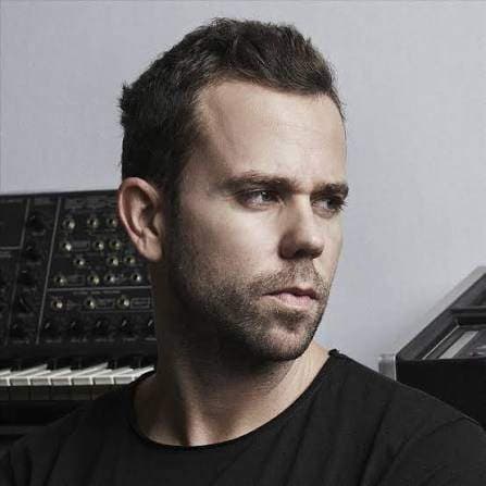M83 Dream Pop, Shoegaze, Electronic, Synth Pop artist - artist profile photo