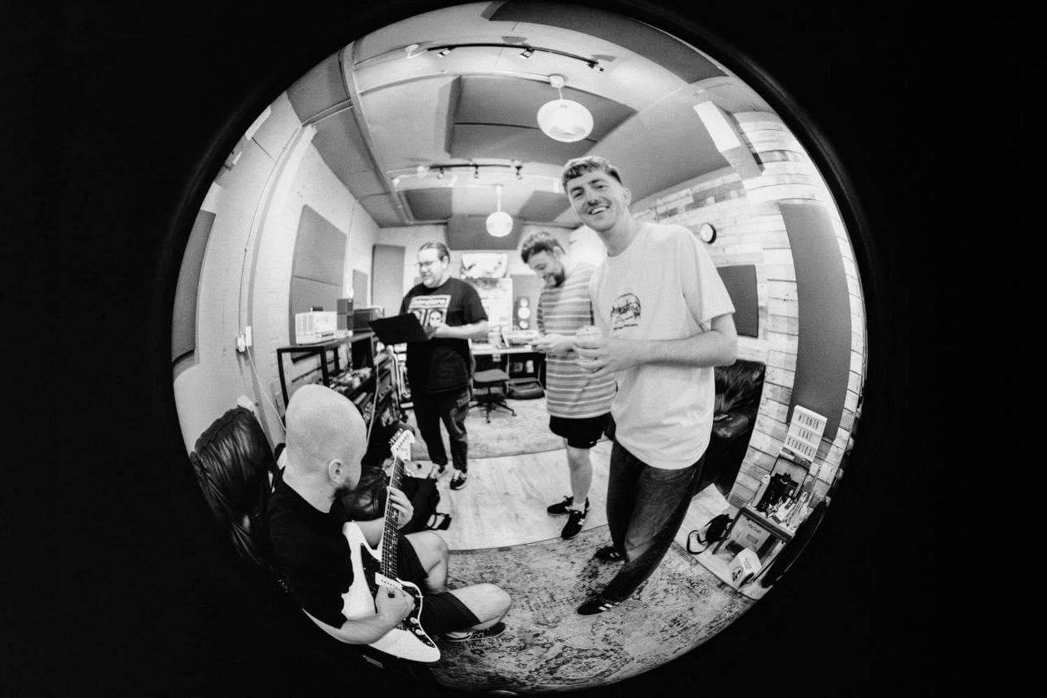 Mirrortalk