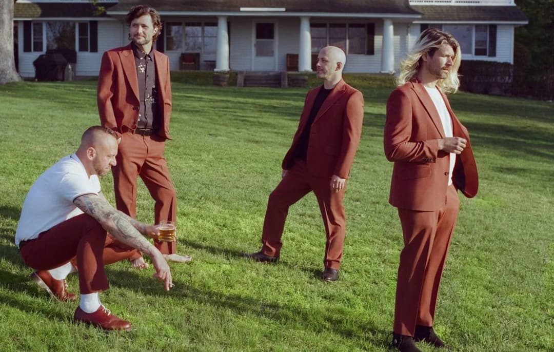 Taking Back Sunday musician - artist profile photo